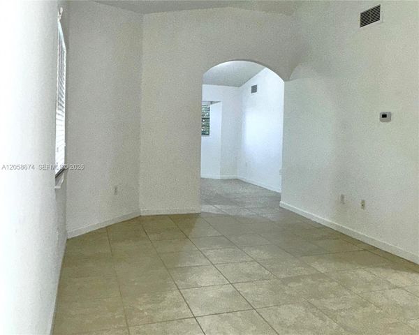 22441 SW 88th Place 201-5, Cutler Bay, FL 33190