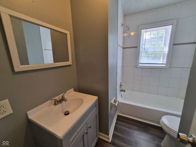 647 N Berwick Avenue, Indianapolis, IN 46222