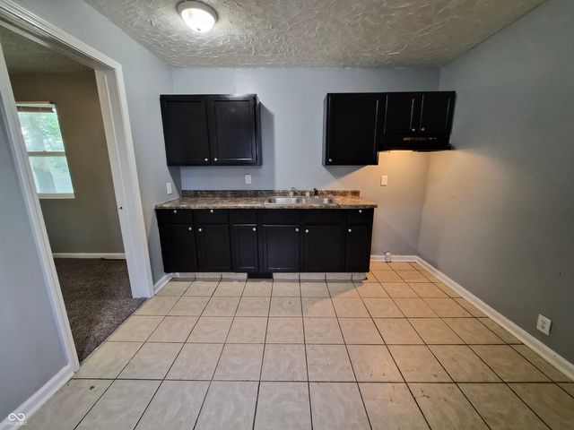 647 N Berwick Avenue, Indianapolis, IN 46222