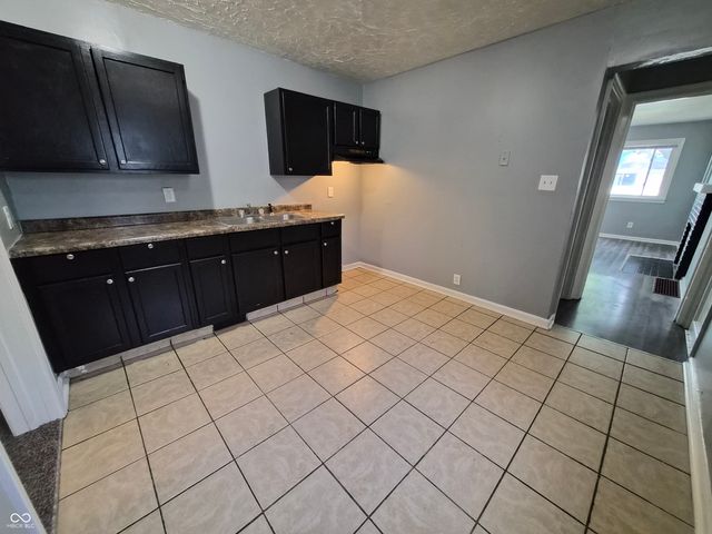 647 N Berwick Avenue, Indianapolis, IN 46222