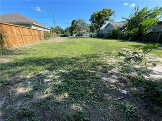 1418 Mary St, Corpus Christi, TX 78401
