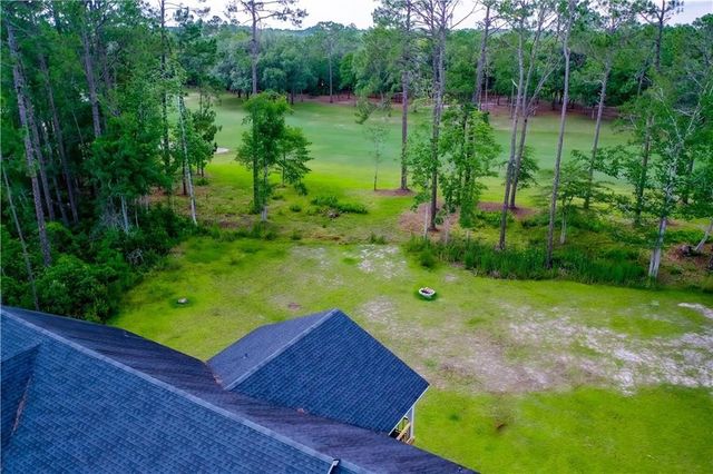 1296 N River Oaks Drive, Blackshear, GA 31516