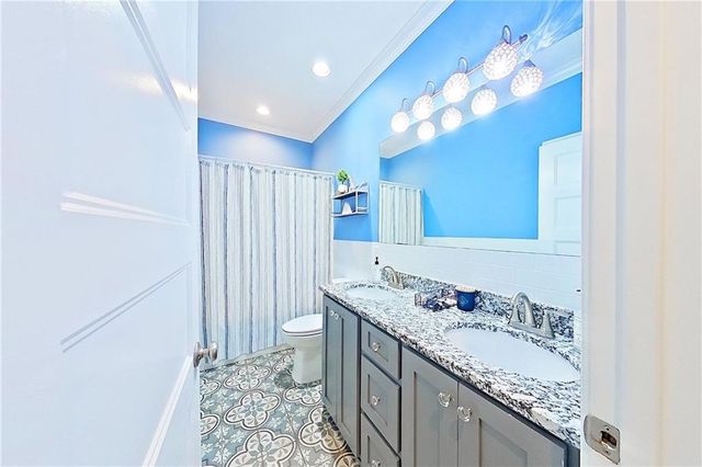 1296 N River Oaks Drive, Blackshear, GA 31516