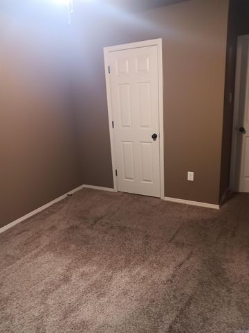 18 Bracey Cir, Little Rock, AR 72204