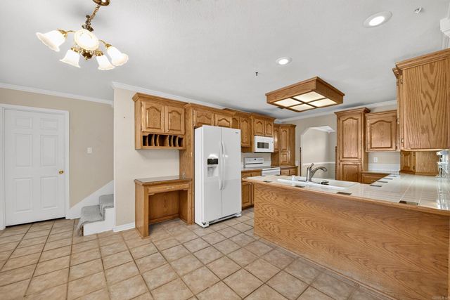 16 Shiloh N, Cabot, AR 72023