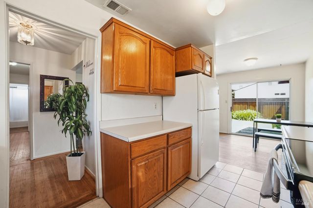 230 Adele Ave, Rohnert Park, CA 94928