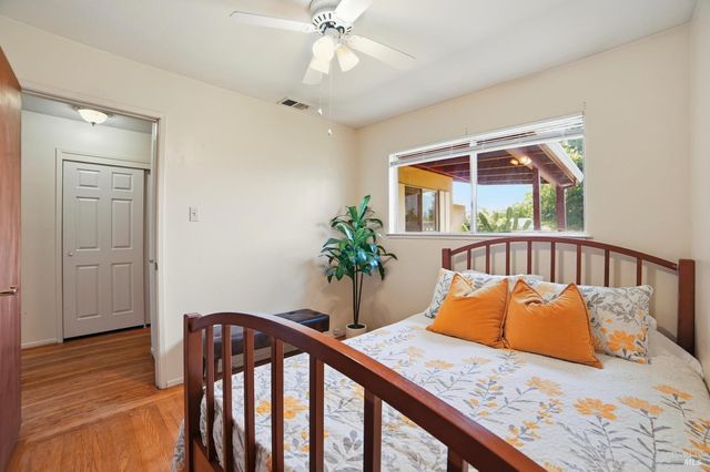 230 Adele Ave, Rohnert Park, CA 94928