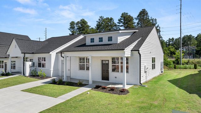 807 Feldspar Manor, Graniteville, SC 29829