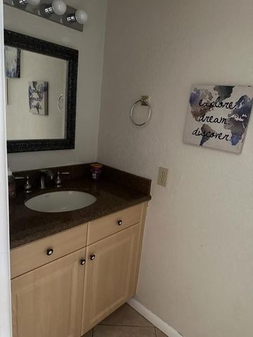 455 NW 68th Avenue 702, Plantation, FL 33317