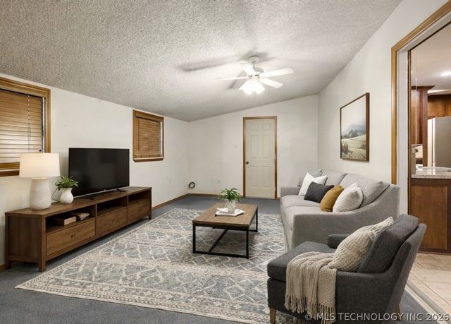 73645 Cyclone Circle, Wagoner, OK 74467