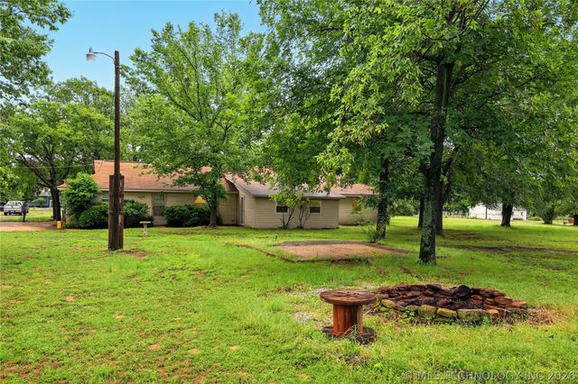 73645 Cyclone Circle, Wagoner, OK 74467
