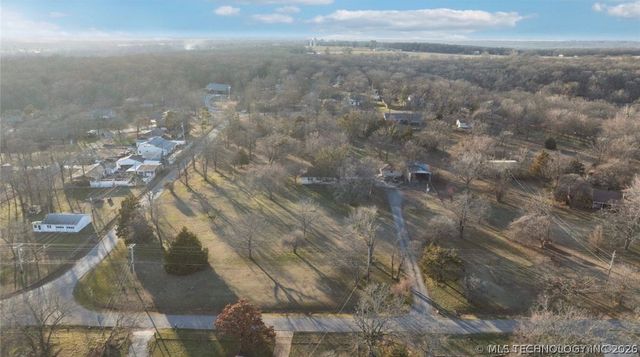 73645 Cyclone Circle, Wagoner, OK 74467