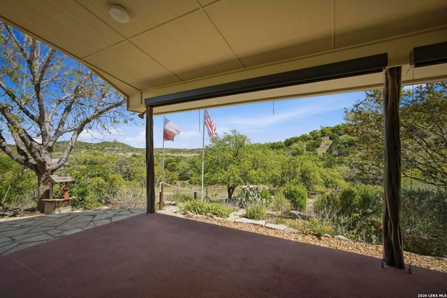 145 Valley Home, Comfort, TX 78013