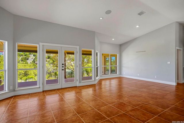 145 Valley Home, Comfort, TX 78013