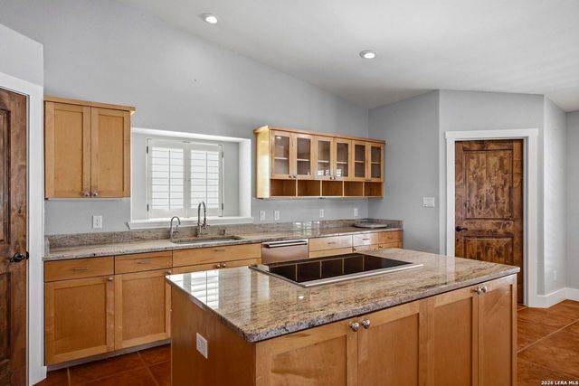 145 Valley Home, Comfort, TX 78013