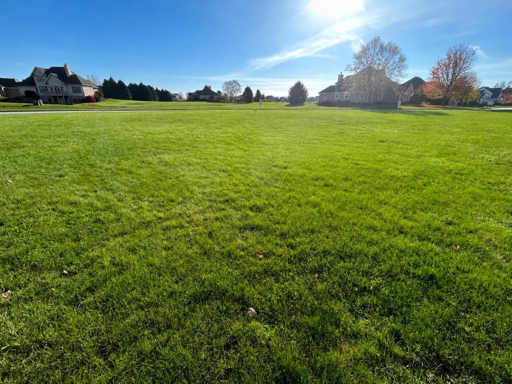 1800 Bramble Trace, Chesterton, IN 46304