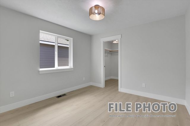 2105 N Sipple Rd, Spokane Valley, WA 99212