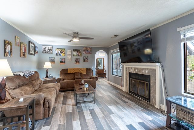 6188 Happy Valley Road, Anderson, CA 96007