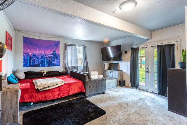 6188 Happy Valley Road, Anderson, CA 96007