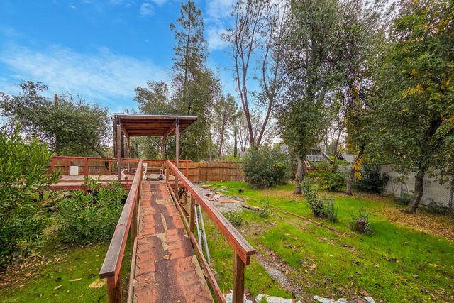 6188 Happy Valley Road, Anderson, CA 96007