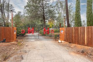 6188 Happy Valley Road, Anderson, CA 96007