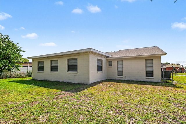 136 W CEDARWOOD CIRCLE, Kissimmee, FL 34743