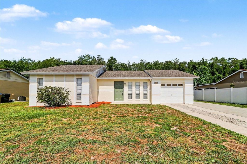 136 W CEDARWOOD CIRCLE, Kissimmee, FL 34743