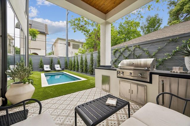 3711 University Boulevard, Southside Place, TX 77005