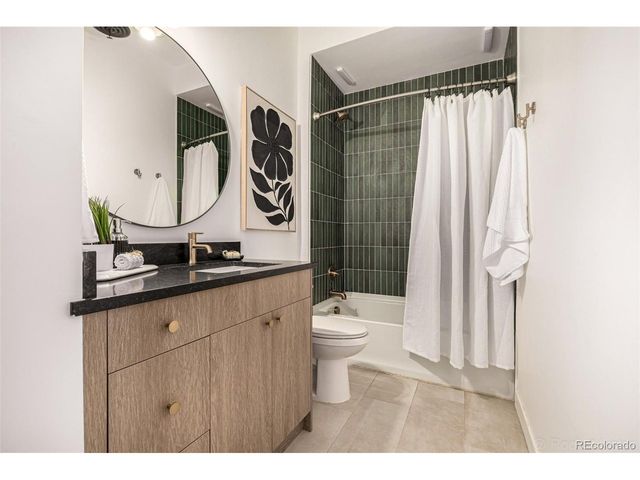 1242 Yates St U2, Denver, CO 80204