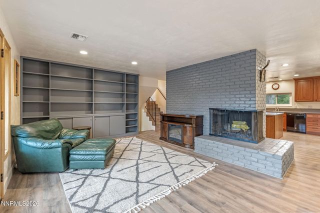 2490 W Moana Lane, Reno, NV 89509