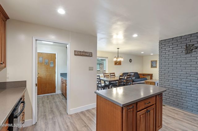 2490 W Moana Lane, Reno, NV 89509