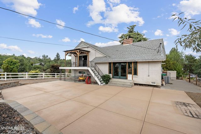 2490 W Moana Lane, Reno, NV 89509