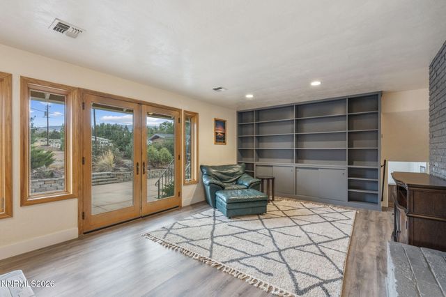 2490 W Moana Lane, Reno, NV 89509