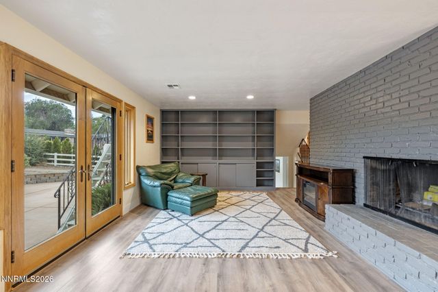 2490 W Moana Lane, Reno, NV 89509