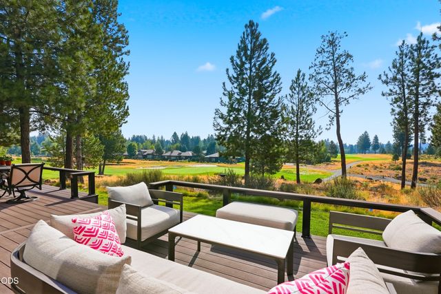 61927 Fall Creek Loop, Bend, OR 97702