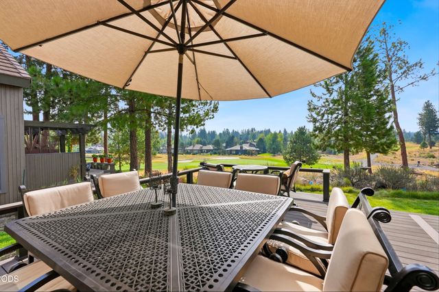 61927 Fall Creek Loop, Bend, OR 97702