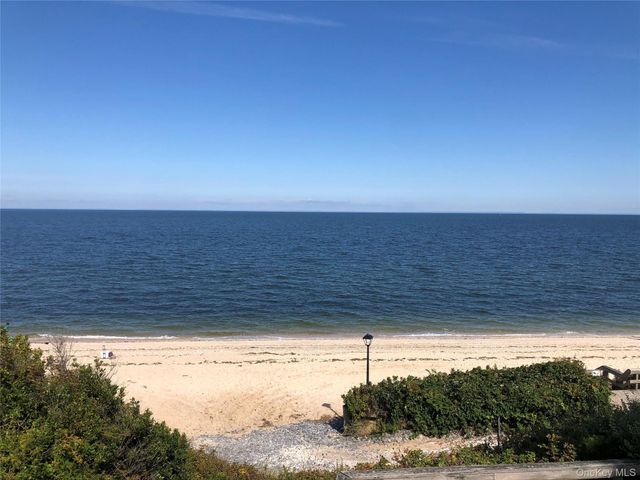 69 Hill Drive, Riverhead, NY 11901