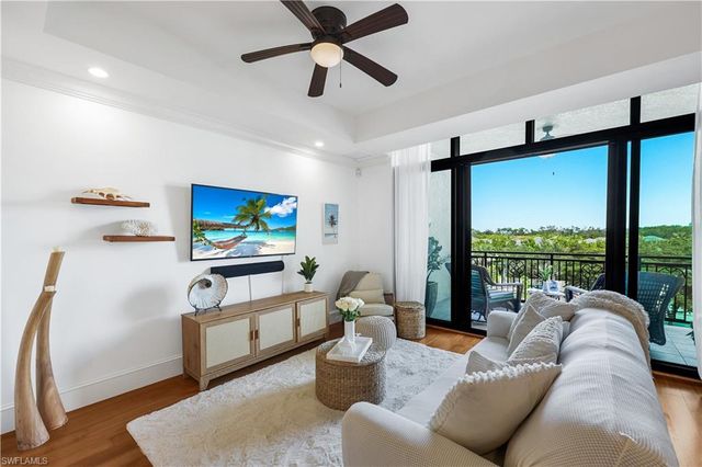 9123 Strada PL 7309, Naples, FL 34108