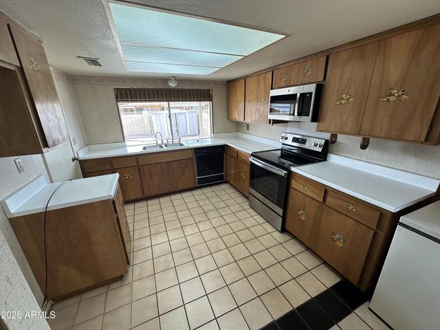 4808 N 63RD Drive, Phoenix, AZ 85033
