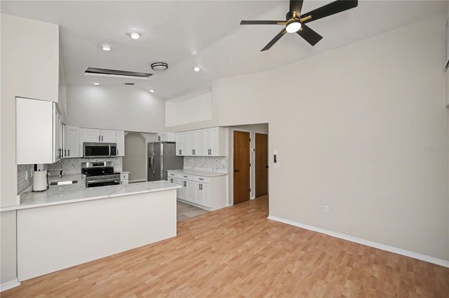 1197 DORCHESTER STREET, Port Charlotte, FL 33952