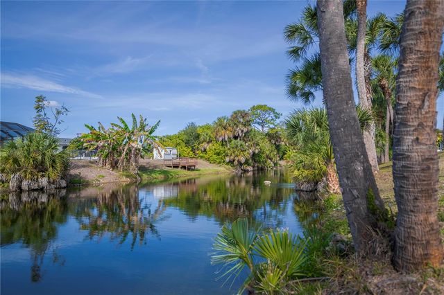 1197 DORCHESTER STREET, Port Charlotte, FL 33952