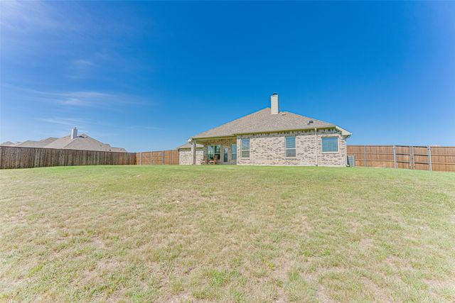 670 Serenity Lane, Red Oak, TX 75154