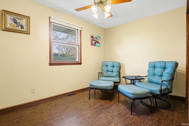 1817 Sunset Drive, Warsaw, IN 46580