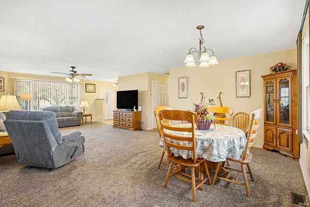 1817 Sunset Drive, Warsaw, IN 46580