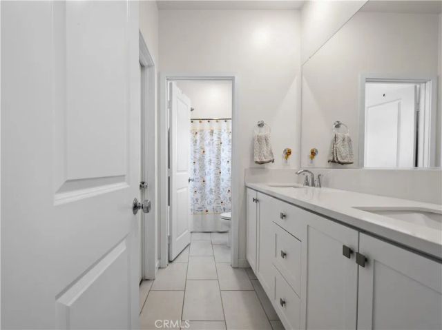 27013 Hummingbird Lane, Valencia, CA 91381