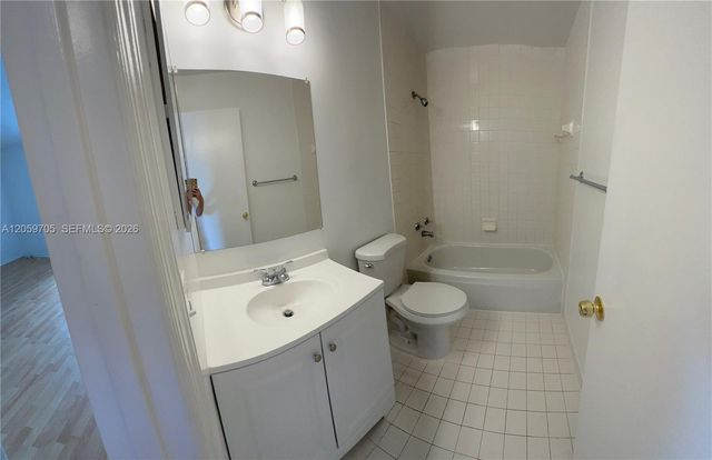 6225 KENDALE LAKES CIR 253, Miami, FL 33183