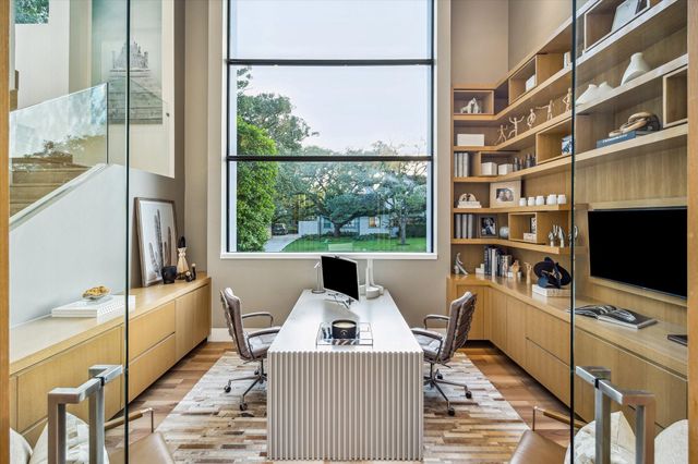 311 Brown Saddle Street, Houston, TX 77057