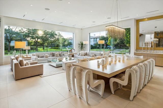 311 Brown Saddle Street, Houston, TX 77057