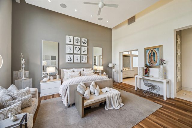 311 Brown Saddle Street, Houston, TX 77057