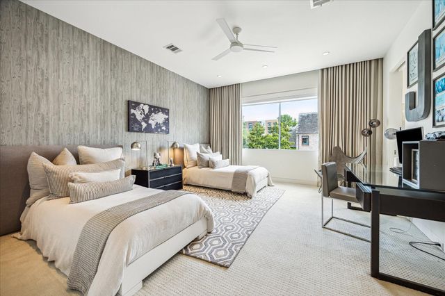 311 Brown Saddle Street, Houston, TX 77057